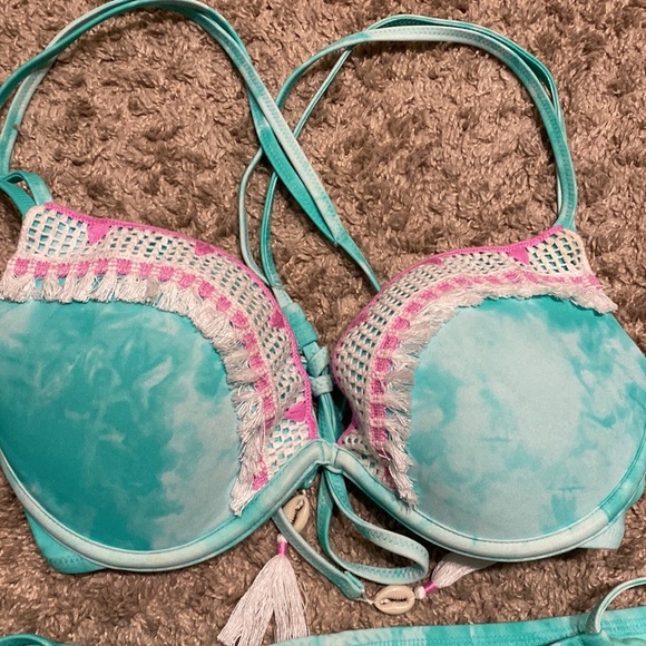 Shade & Shore Push-Up Bikini! 34C top, Large bottom! - Picture 2 of 6